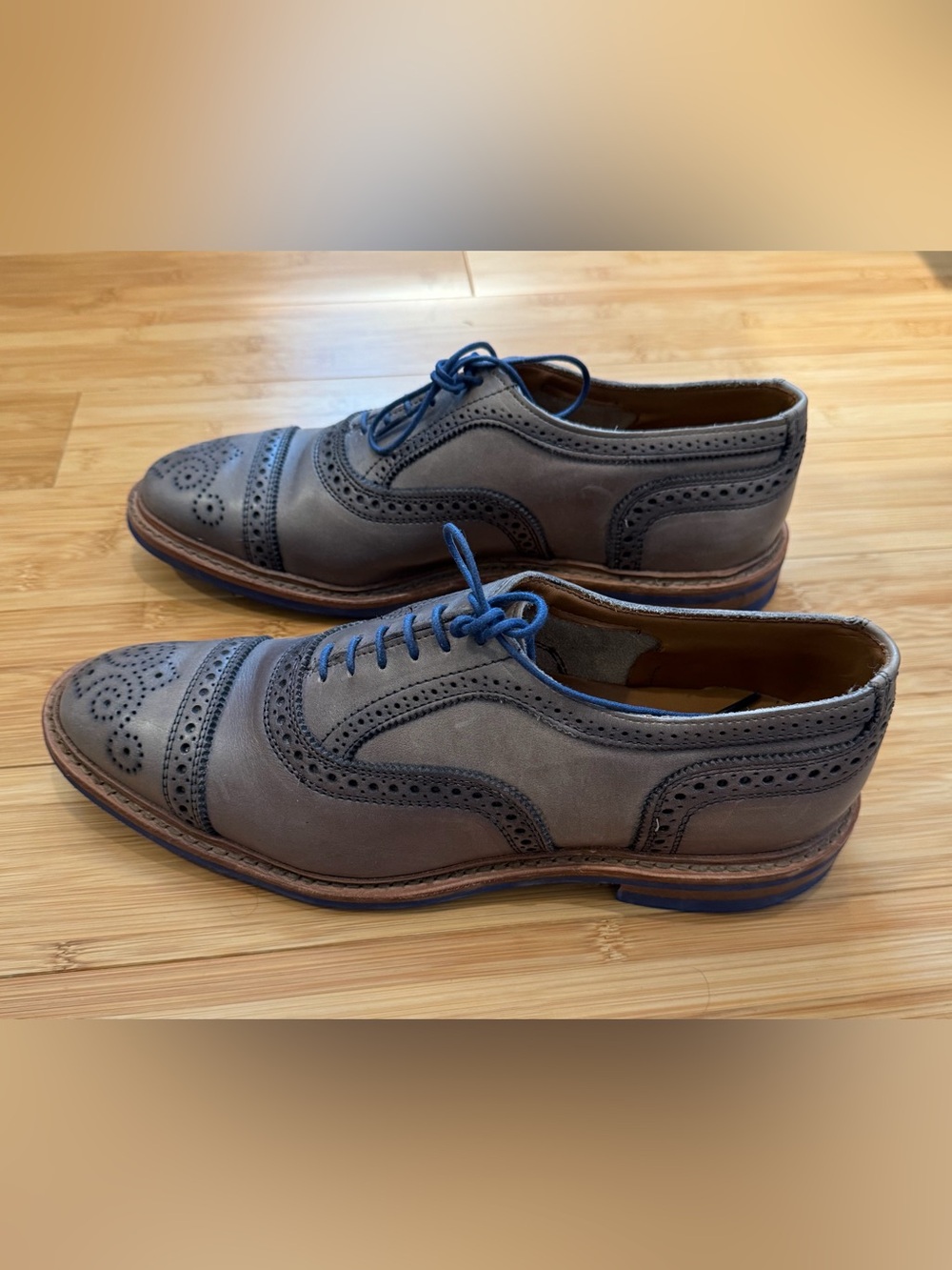 Allen Edmonds Brown Wingtip Oxfords with Blue Accents, Size 10